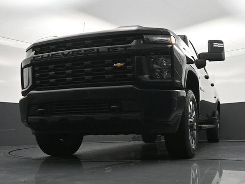 Used 2022 Chevrolet Silverado 2500 Custom w/ Custom Convenience Package AWD/4WD image 34
