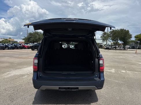 Used 2019 Ford Expedition Max Limited w/ Equipment Group 302A RWD image 32