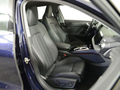 New 2026 Audi A6 Premium Plus AWD/4WD image 16