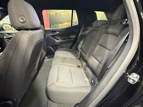 New 2026 Chevrolet Equinox LT image 9