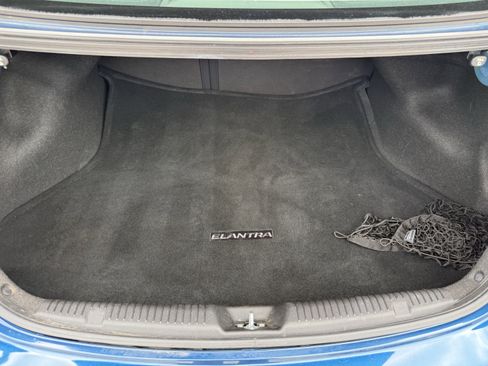 Used 2016 Hyundai Elantra Value Edition FWD image 31