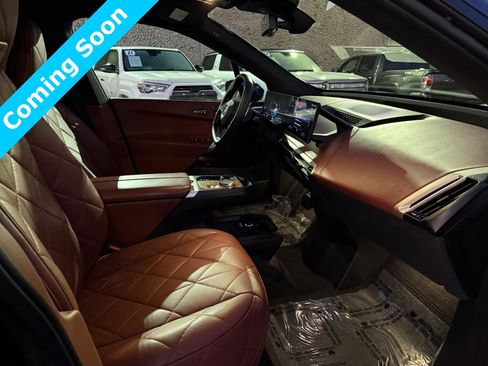 Used 2023 BMW iX M60 w/ Executive Package image 11