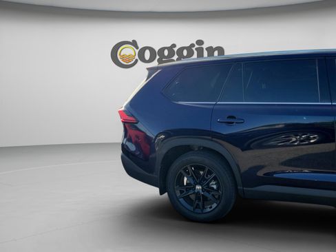 Used 2024 Toyota Grand Highlander AWD Hybrid image 13