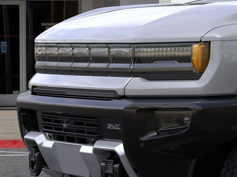 New 2026 GMC Hummer EV 2X image 14