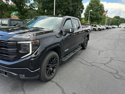 Used 2024 GMC Sierra 1500 Elevation w/ Elevation Premium Package AWD/4WD image 5