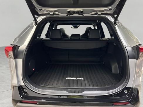 Used 2021 Toyota RAV4 XSE image 23