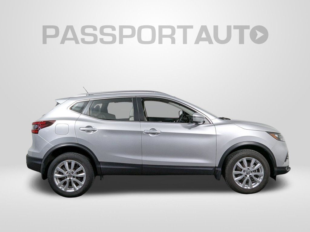 Used 2022 Nissan Rogue Sport SV w/ Technology Package FWD image 7