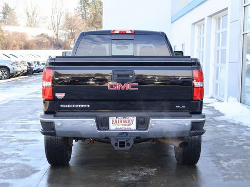 Used 2018 GMC Sierra 2500 SLE image 9