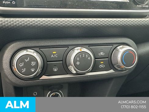 Certified 2025 Nissan Kicks Play S FWD image 9