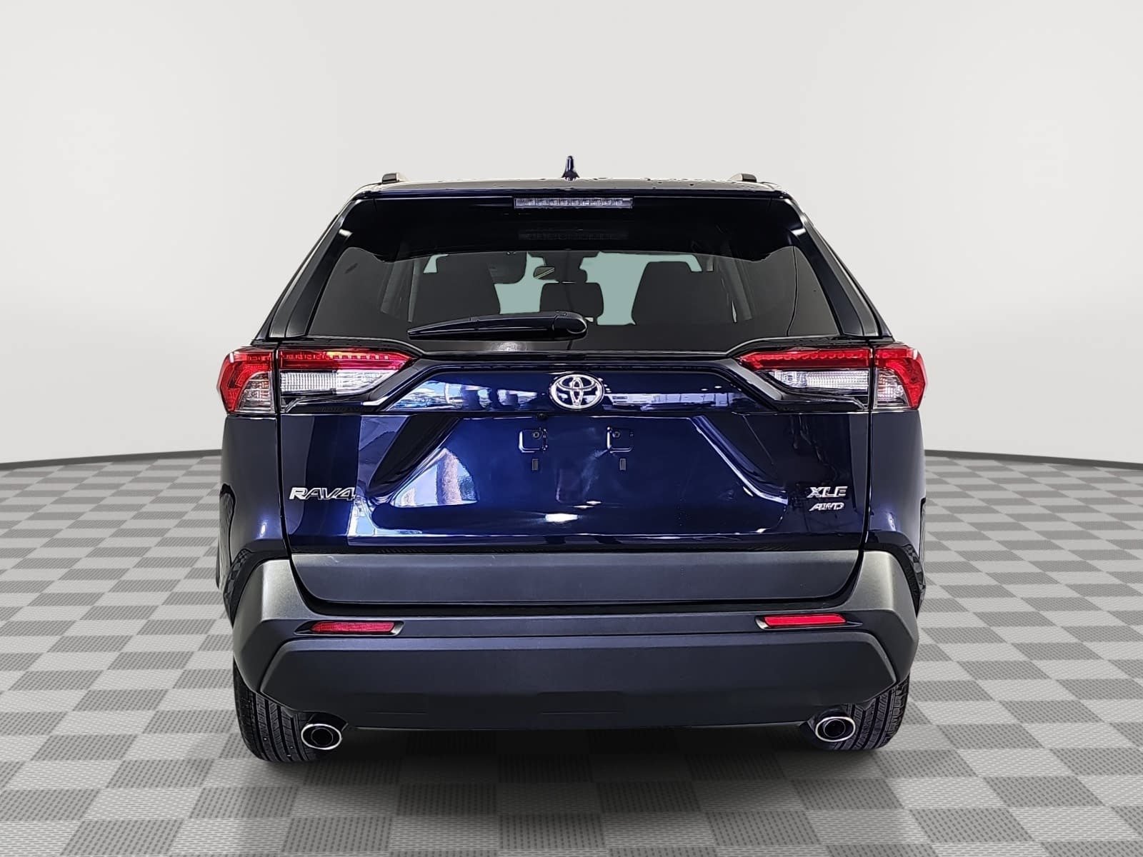 Used 2025 Toyota RAV4 XLE AWD/4WD image 6