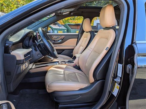 Used 2022 Lincoln Corsair Reserve w/ Equipment Group 201A image 25