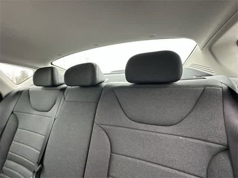 Used 2025 Kia K4 EX image 16