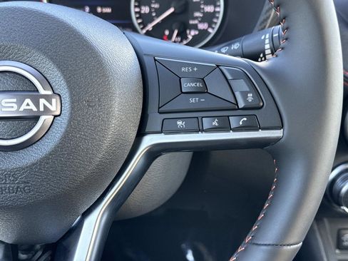 Used 2025 Nissan Sentra SR image 7