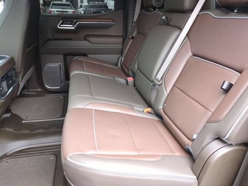 Used 2024 GMC Sierra 1500 Denali AWD/4WD image 30
