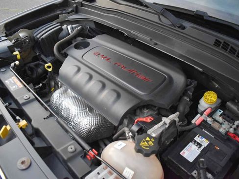 Used 2016 Jeep Renegade Latitude AWD/4WD image 20
