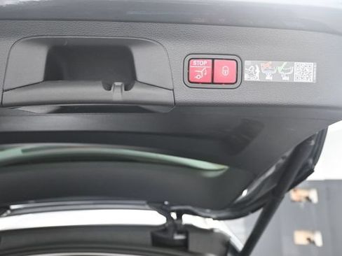 Certified 2026 Mercedes-Benz GLS 450 4MATIC image 25