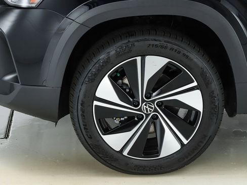 New 2026 Volkswagen Taos SE AWD/4WD image 42