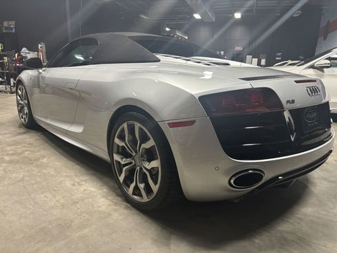 Used 2011 Audi R8 V10 image 9