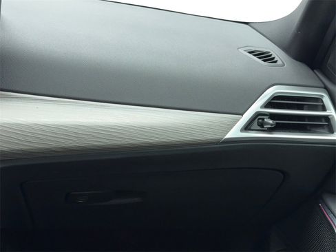 Used 2025 BMW 330i Sedan image 14