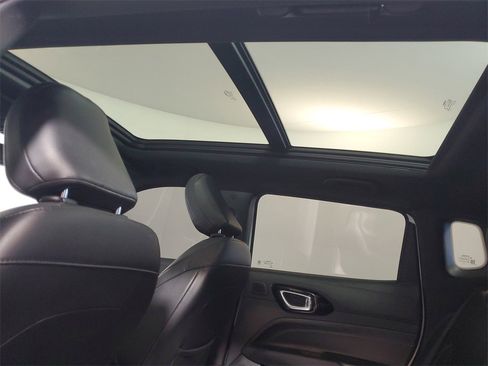 Used 2022 Jeep Compass High Altitude image 22