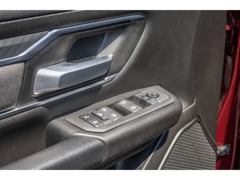 Used 2025 RAM 1500 Big Horn AWD/4WD image 19