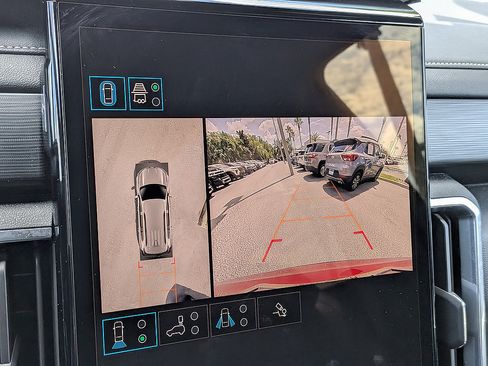 Certified 2026 GMC Acadia Elevation w/ Elevation Premium Package FWD image 76