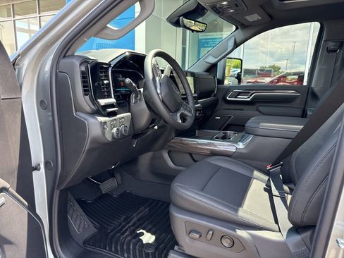 New 2026 Chevrolet Silverado 3500 LTZ w/ LTZ Plus Package AWD/4WD image 15