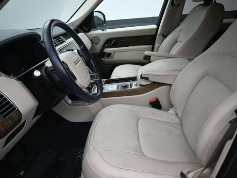 Used 2018 Land Rover Range Rover Supercharged AWD/4WD image 11