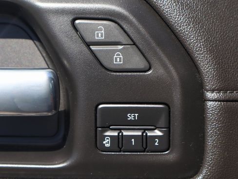 Used 2021 Chevrolet Silverado 1500 LTZ image 13