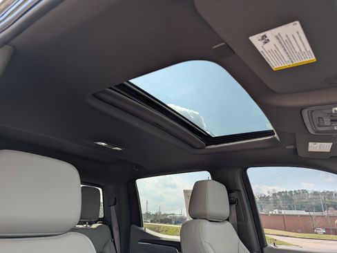 Used 2025 GMC Sierra 1500 SLT w/ SLT Premium Plus Package image 15