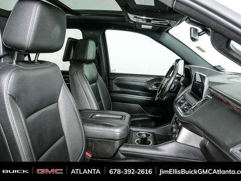 Used 2021 Chevrolet Suburban Z71 w/ Luxury Package image 25