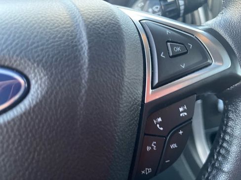 Used 2024 Ford Edge SEL image 10