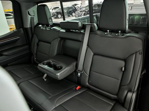 New 2026 GMC Sierra 1500 Denali w/ Denali Reserve Package AWD/4WD image 11