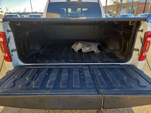 Used 2021 RAM 1500 Limited image 12