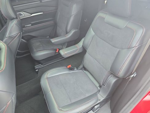 Used 2025 Ford Explorer ST w/ Sun And Sound Package image 15