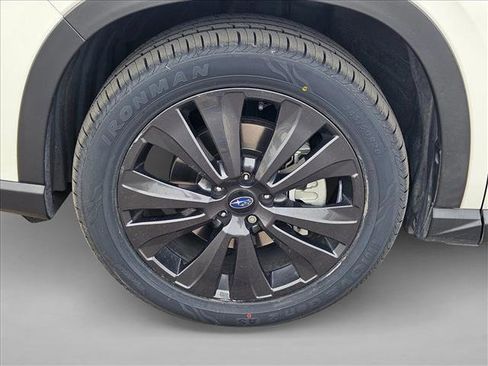 Used 2022 Subaru Ascent Onyx Edition image 28