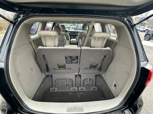 Used 2020 Kia Sedona L image 34