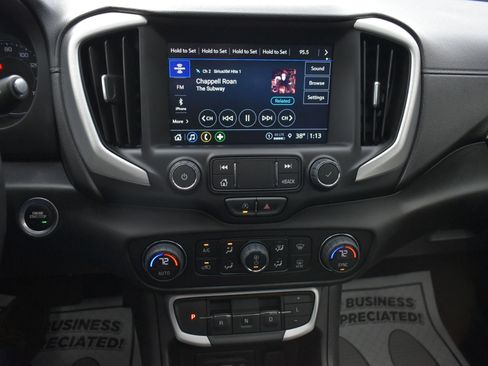 Used 2022 GMC Terrain SLT w/ Tech Package image 27