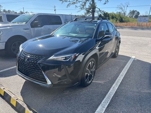 Used 2021 Lexus UX 250h w/ Premium Package image 3
