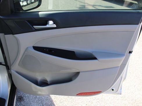 Used 2019 Hyundai Tucson SEL w/ Cargo Package image 5