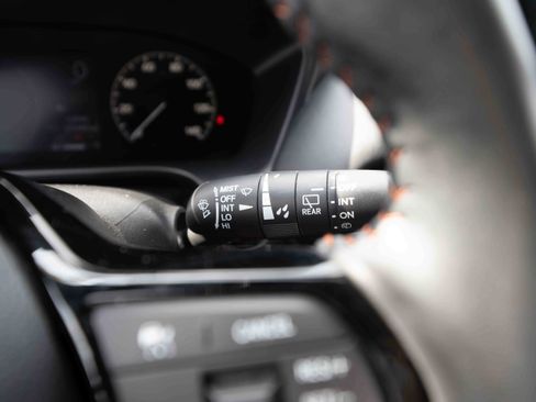Used 2024 Honda HR-V Sport image 14