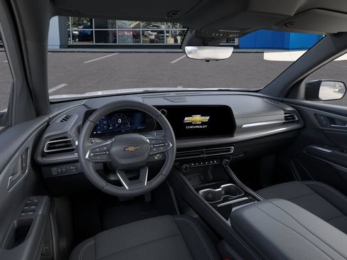 New 2026 Chevrolet Traverse LT w/ Driver Confidence Package FWD image 15
