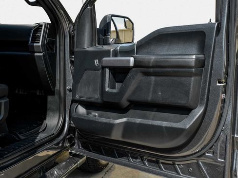 Used 2019 Ford F150 XLT w/ Equipment Group 302A Luxury image 44