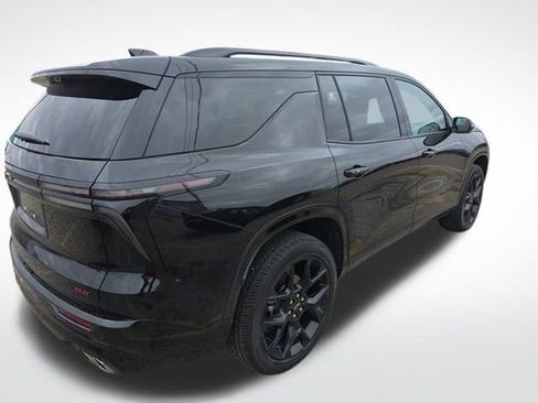 Used 2024 Chevrolet Traverse RS w/ LPO, Floor Liner Package image 8