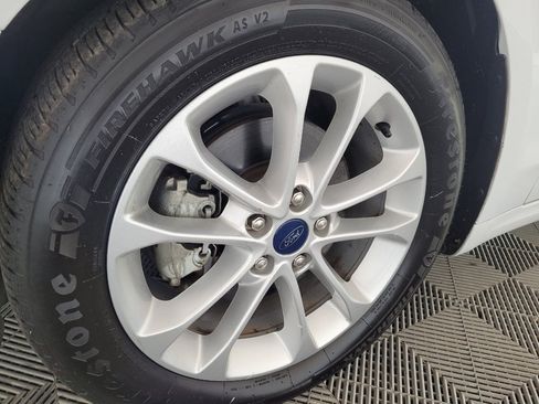 Used 2019 Ford Fusion SE FWD image 31