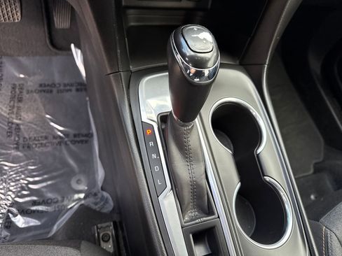 Used 2019 Chevrolet Equinox LT image 24