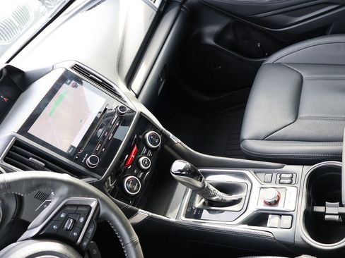 Used 2023 Subaru Forester Touring image 22