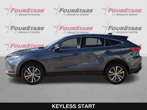 Used 2023 Toyota Venza LE AWD/4WD image 8