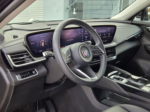 Used 2025 Buick Envision Preferred image 9