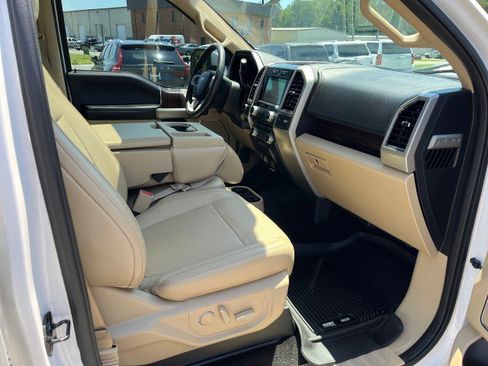 Used 2017 Ford F150 Lariat AWD/4WD image 16